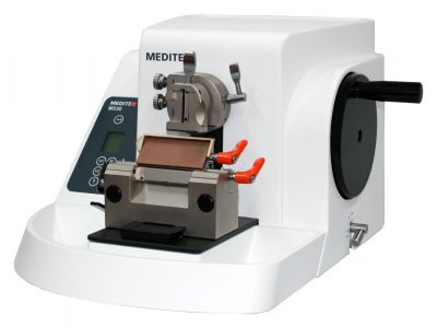 Pół-automatyczny mikrotom rotacyjny M530